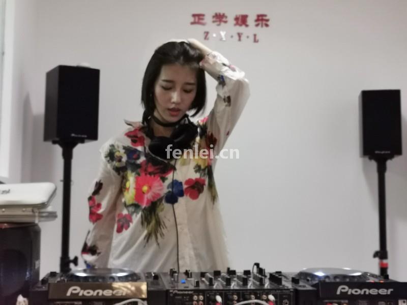 菏泽MC喊麦培训学校来正学娱乐DJ培训基地 